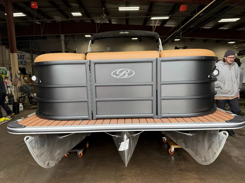 Slide: The Image of Bentley Pontoons Legacy 300HP 243 Navigator Quad Lounge Tritoon 2026 - 33