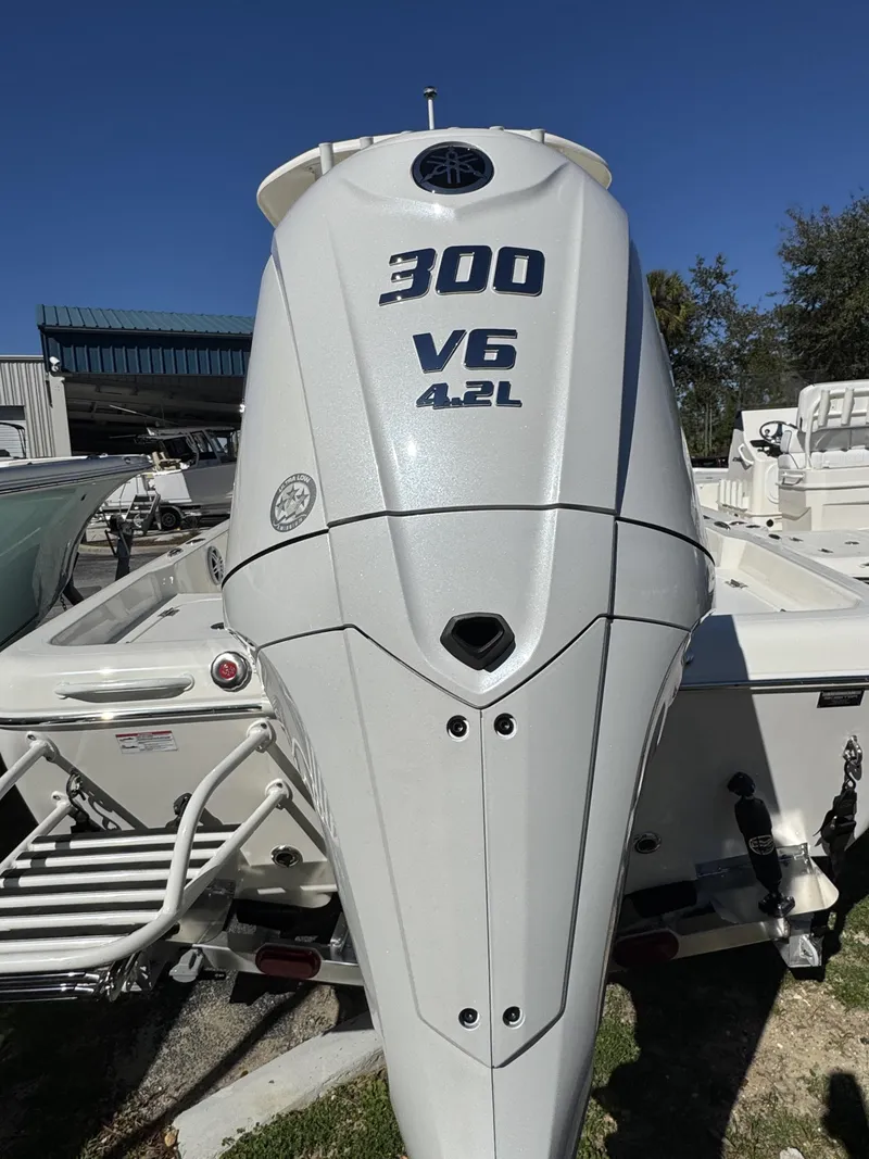 Slide: The Image of Skeeter SX2350 2026 - 32