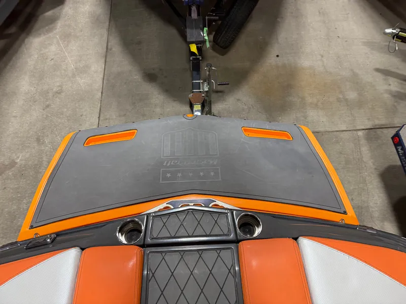 Slide: The Image of MasterCraft X2 2014 - 20