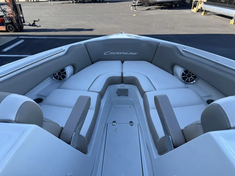 Slide: The Image of Crownline Boats 280 SS 2022 - 20