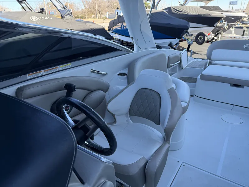 Slide: The Image of Crownline Boats 280 SS 2022 - 24