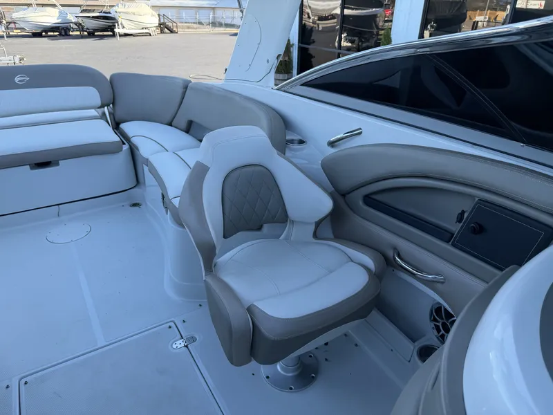 Slide: The Image of Crownline Boats 280 SS 2022 - 25