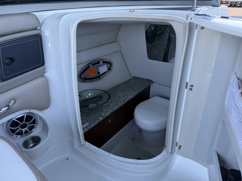 Slide: The Image of Crownline Boats 280 SS 2022 - 26