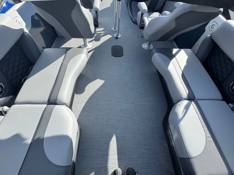 Slide: The Image of Monaco 275ZBQ 2026 - 12