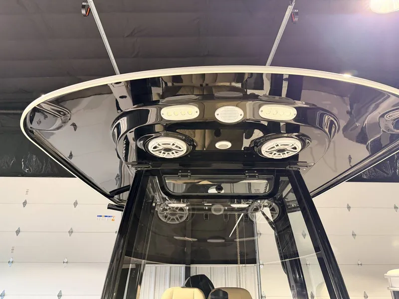 Slide: The Image of Sportsman Masters 247OE Bay Boat 2026 - 13