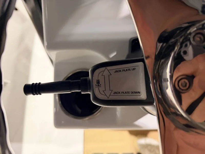 Slide: The Image of Sportsman Masters 247OE Bay Boat 2026 - 18