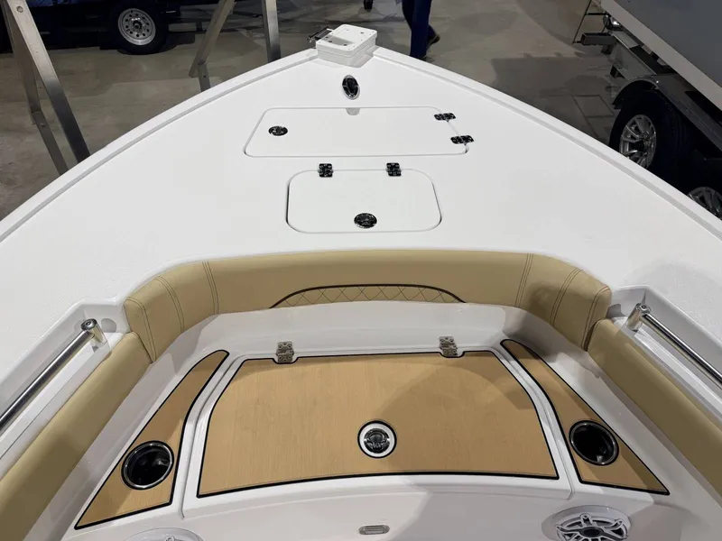 Slide: The Image of Sportsman Masters 247OE Bay Boat 2026 - 9