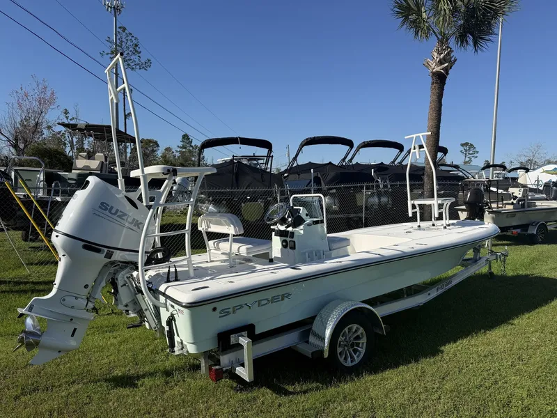 Slide: The Image of Spyder FX19 Vapor 2026 - 2