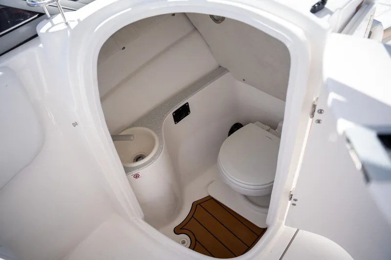 Slide: The Image of Sea Fox 228 Traveler 2026 - 16