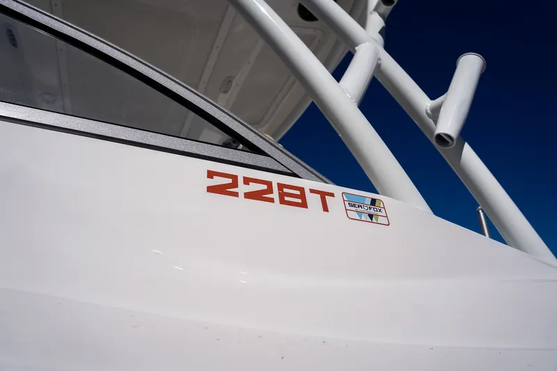 Slide: The Image of Sea Fox 228 Traveler 2026 - 3