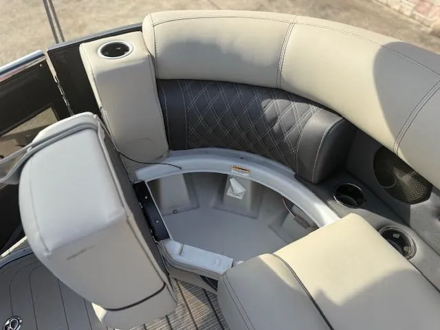 Slide: The Image of Barletta L25UC 2023 - 26