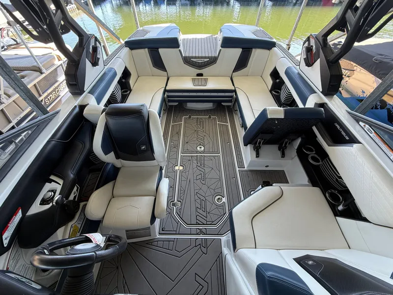 Slide: The Image of Nautique G23 2018 - 34