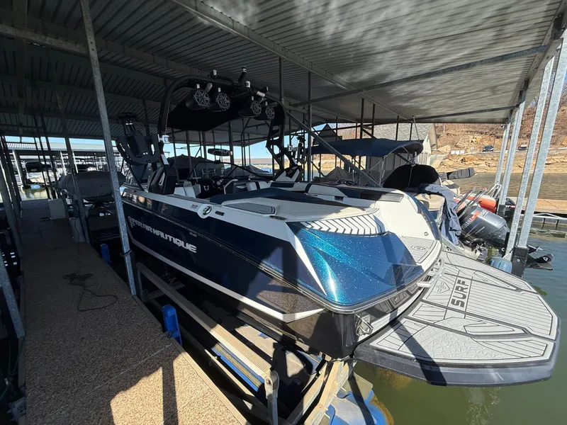Slide: The Image of Nautique G23 2018 - 37