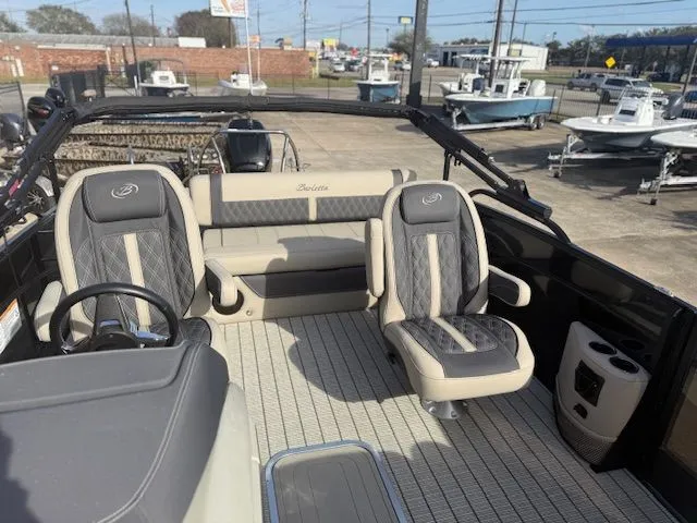 Slide: The Image of Barletta L25UC 2023 - 29