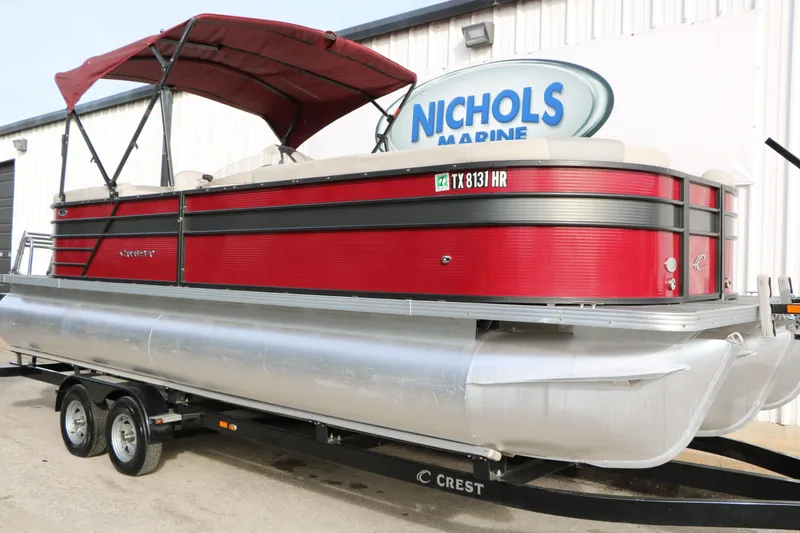 Slide: The Image of Crest Crest II 240SL 2019 - 8