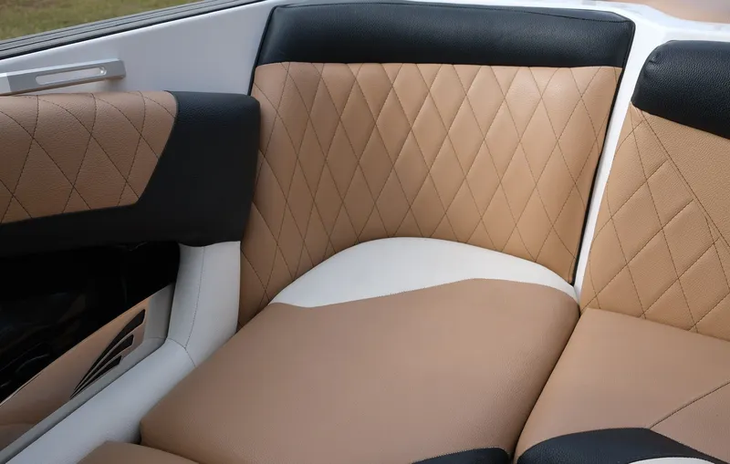 Slide: The Image of Tigé Z3 2018 - 9