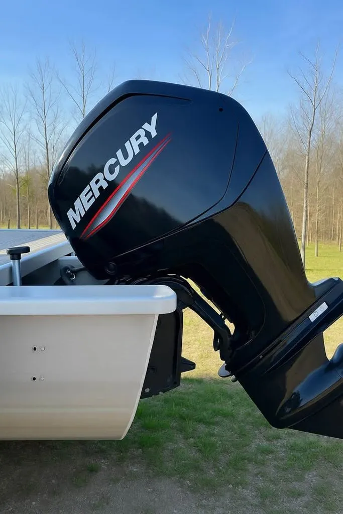 Slide: The Image of Sun Tracker Party Barge 2021 - 12