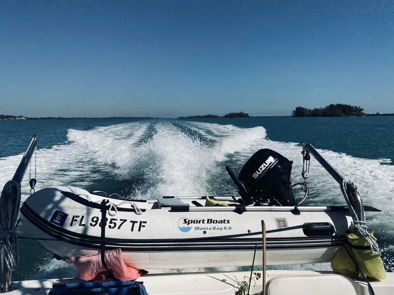 Slide: The Image of Luhrs 33 Convertible 2005 - 42