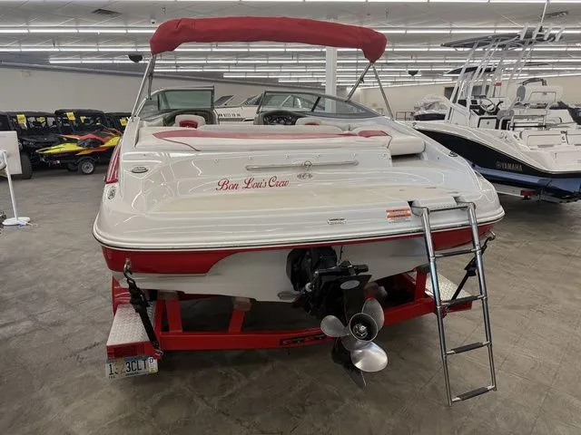 Slide: The Image of Crownline Boats 21 SS 2012 - 4