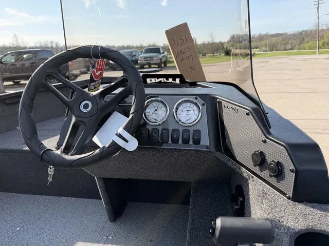 Slide: The Image of Lund 1650 Rebel XL SS 2026 - 5