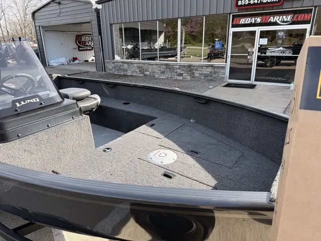 Slide: The Image of Lund 1650 Rebel XL SS 2026 - 9