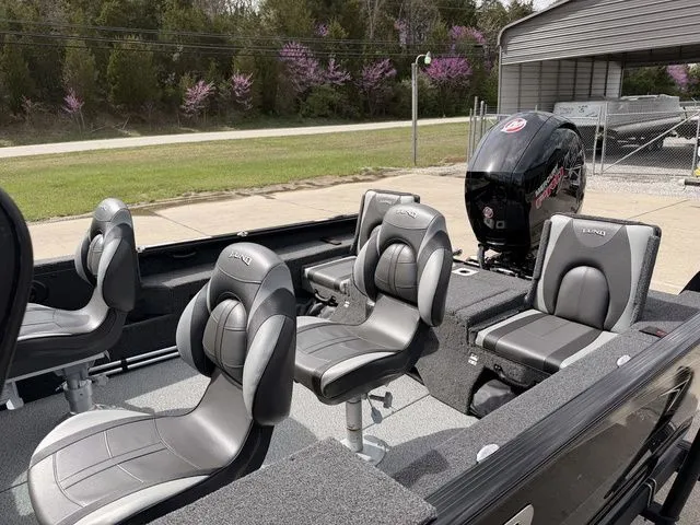 Slide: The Image of Lund 1875 Impact XS Sport 2026 - 11