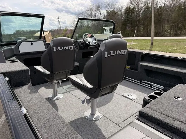 Slide: The Image of Lund 1875 Impact XS Sport 2026 - 12