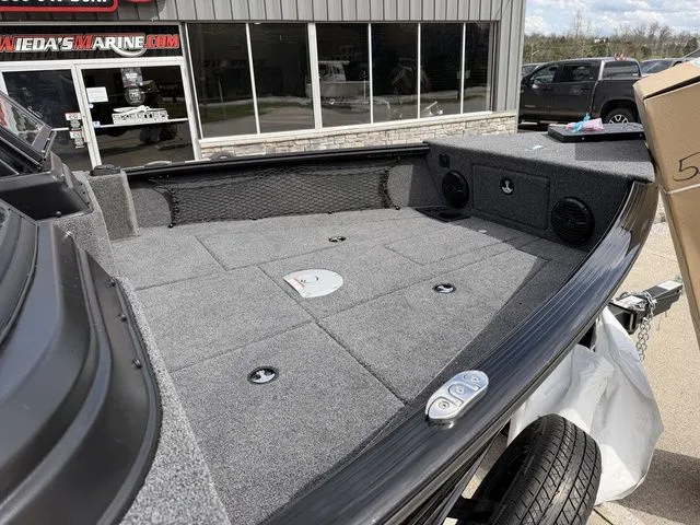 Slide: The Image of Lund 1875 Impact XS Sport 2026 - 7