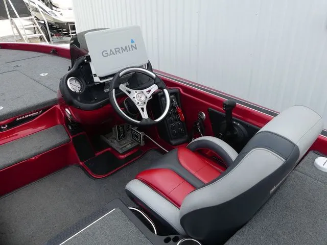 Slide: The Image of Phoenix Bass Boat 819 Pro 2018 - 9