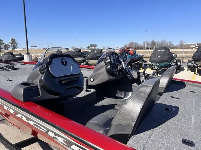 Slide: The Image of Tracker Pro Team 195 TXW Tournament Edition 2020 - 8