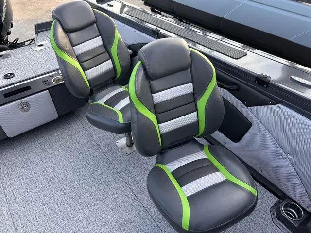 Slide: The Image of Ranger VX1888WT 2022 - 14