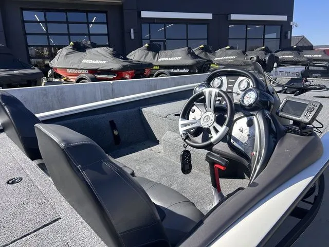 Slide: The Image of Tracker Pro Team 190 TX Tournament Edition 2020 - 7