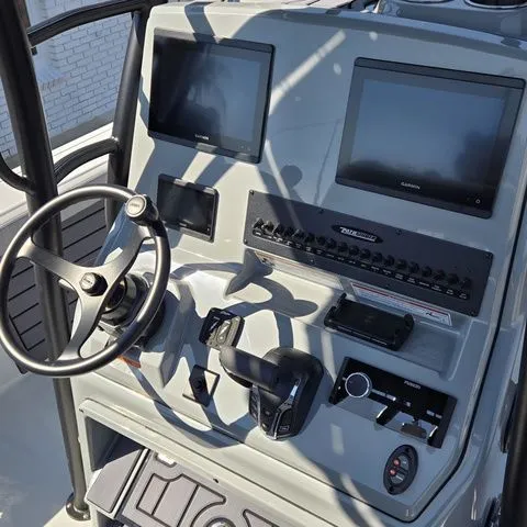 Slide: The Image of Pathfinder 2400 Open 2026 - 26