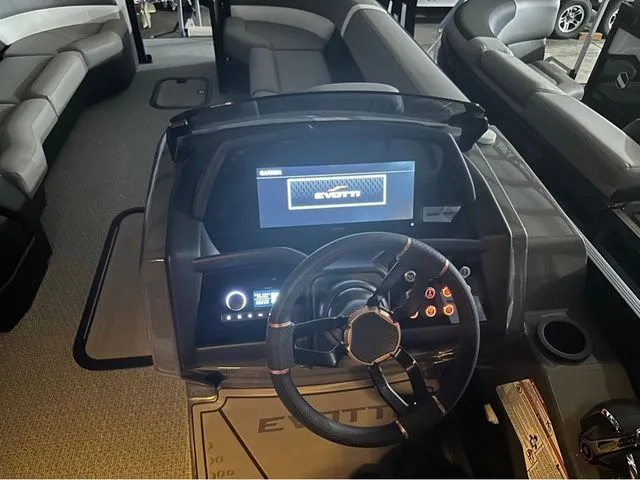 Slide: The Image of Evotti 725QL 2026 - 22