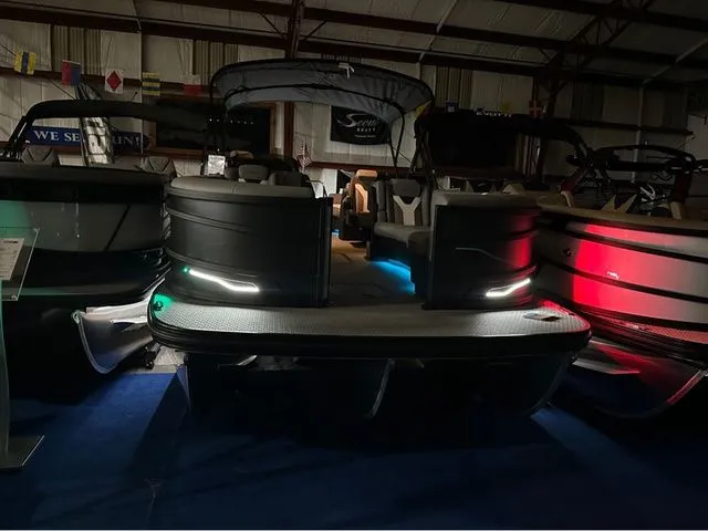 Slide: The Image of Evotti 725QL 2026 - 24