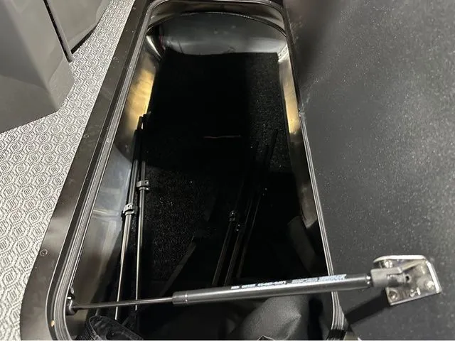 Slide: The Image of Evotti 725QL 2026 - 55