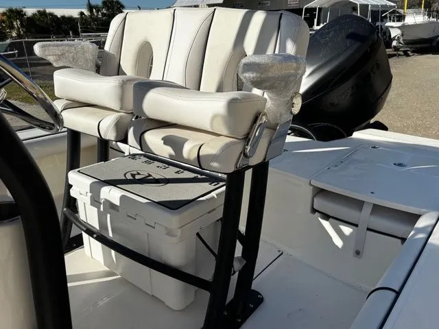 Slide: The Image of Sea Born FX24 Bay 2026 - 12