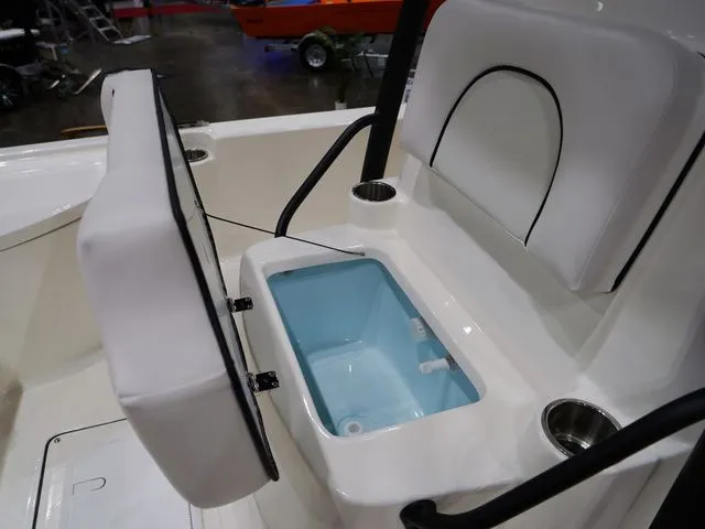 Slide: The Image of Sea Born FX24 Bay 2026 - 49