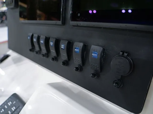 Slide: The Image of Sea Born FX24 Bay 2026 - 70