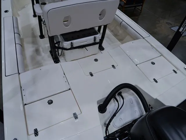 Slide: The Image of Sea Born FX24 Bay 2026 - 76