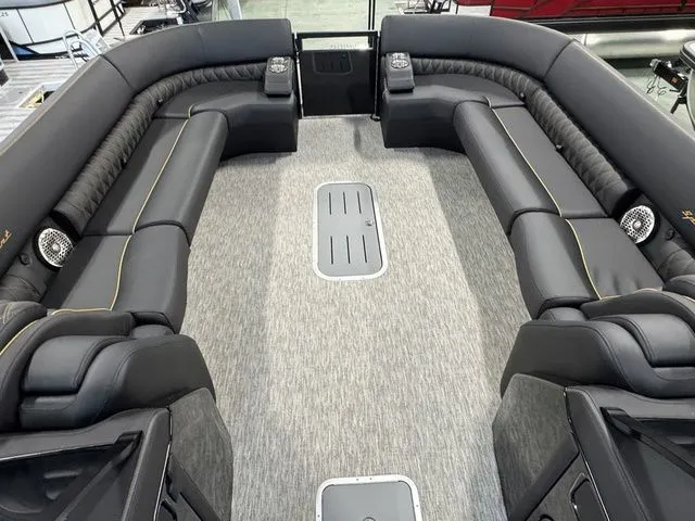 Slide: The Image of Bennington QX Quad Bench 30 QXFBWAX2 2026 - 26