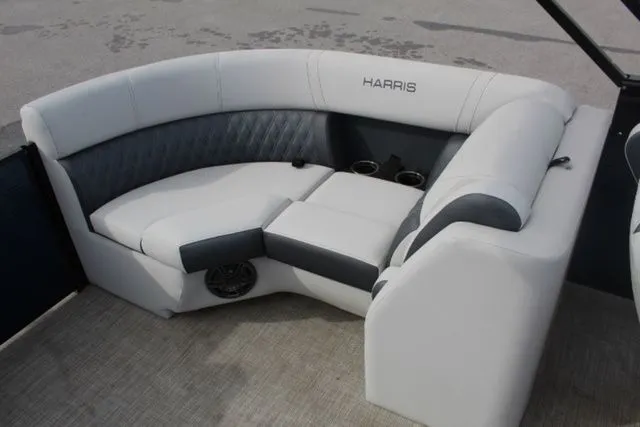 Slide: The Image of Harris Sunliner 230 CWDH 2022 - 16