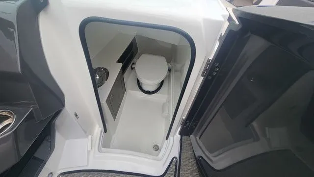 Slide: The Image of Monterey 298SS Super Sport 2023 - 5