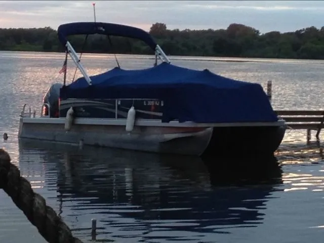 The Image of Bennington SL 22 2010 - 1