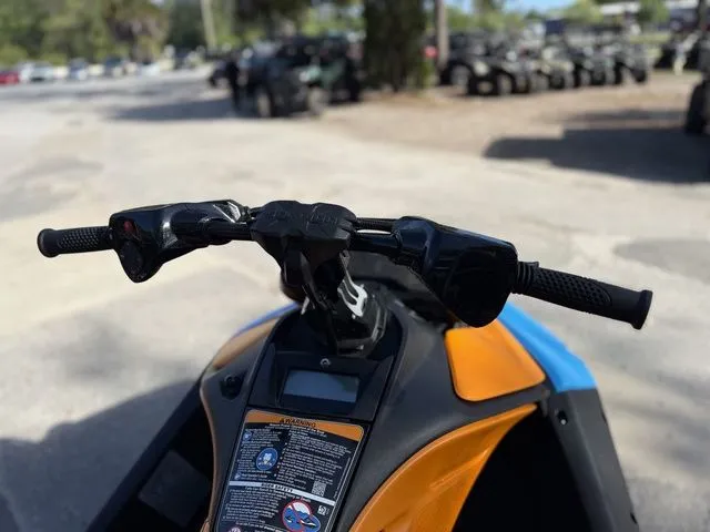 Slide: The Image of Sea-Doo Spark™Trixx for 3 Rotax® 900 ACE™ - 90 iBR and Aud 2026 - 9