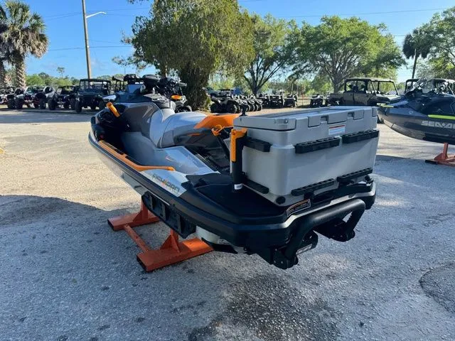 Slide: The Image of Sea-Doo FISH PRO 2026 - 8