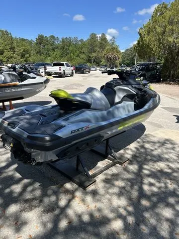 Slide: The Image of Sea-Doo RXP-X 325 2026 - 7