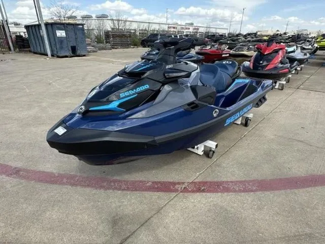 Slide: The Image of Sea-Doo GTX 230 Tech, Audio, iDF, iBR 2026 - 4