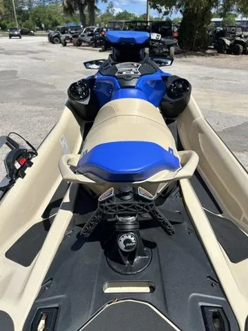 Slide: The Image of Sea-Doo Wake 2026 - 9