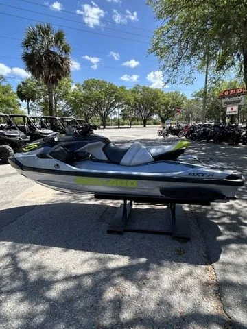 Slide: The Image of Sea-Doo RXT-X 2026 - 4